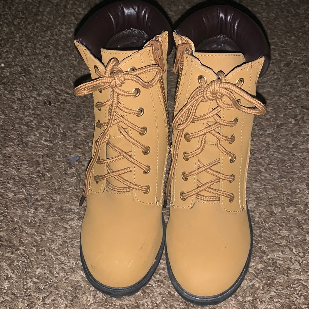 brown zip-up heeled booties